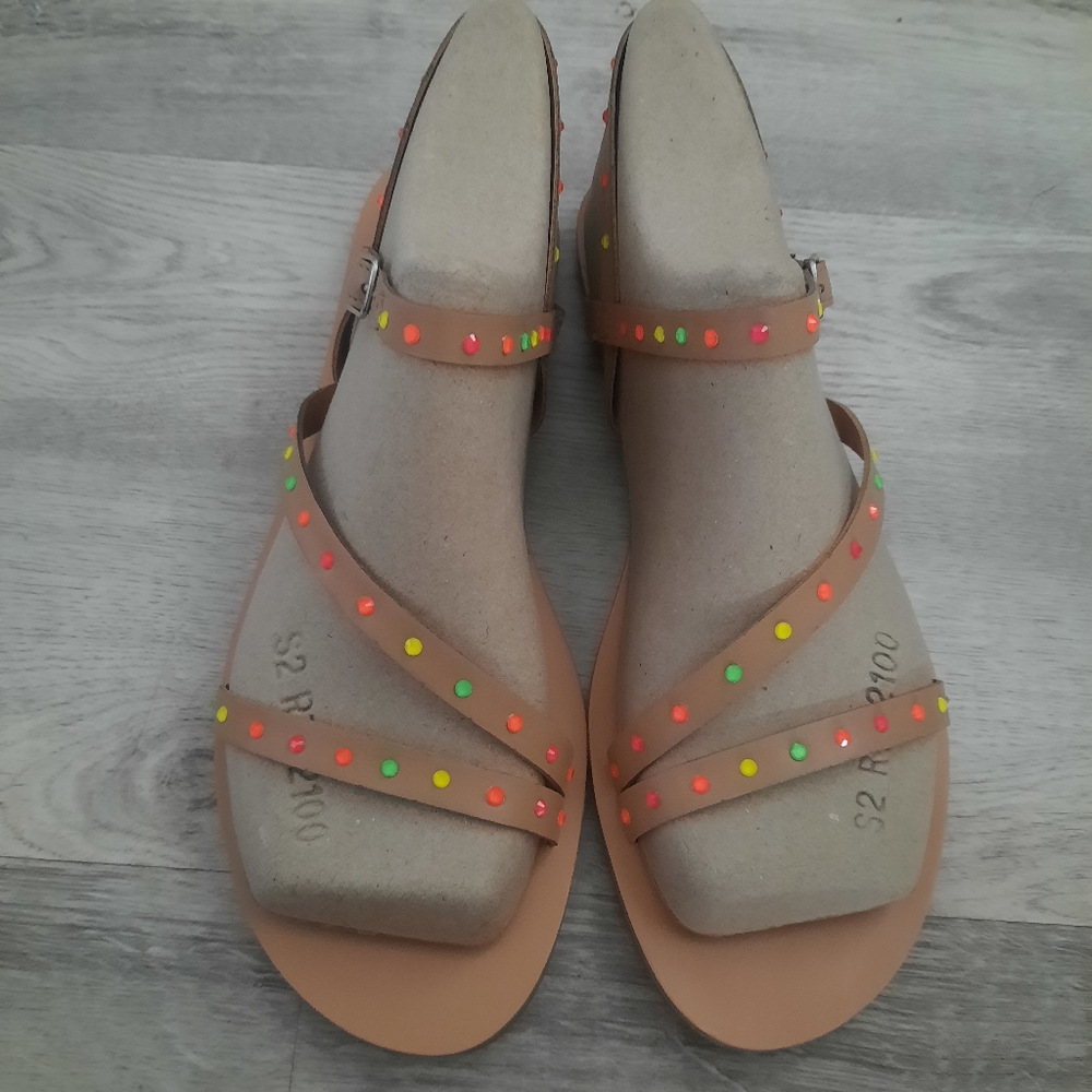 Indigo Rd. Sandals - Picture 2 of 10